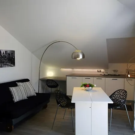 Apartmán Le Mansarde Di Imperia